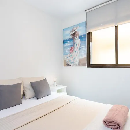 Home2book Percy * El Médano