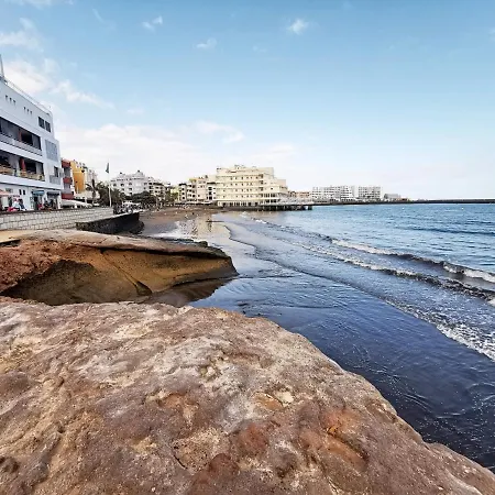 Home2book Percy Apartament