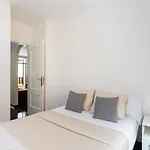 Home2book Percy Appartement *