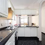 Home2book Percy Appartement