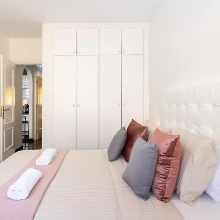 Apartment Home2book Percy *
