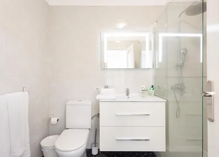 Home2book Percy Ελ Μέντανο